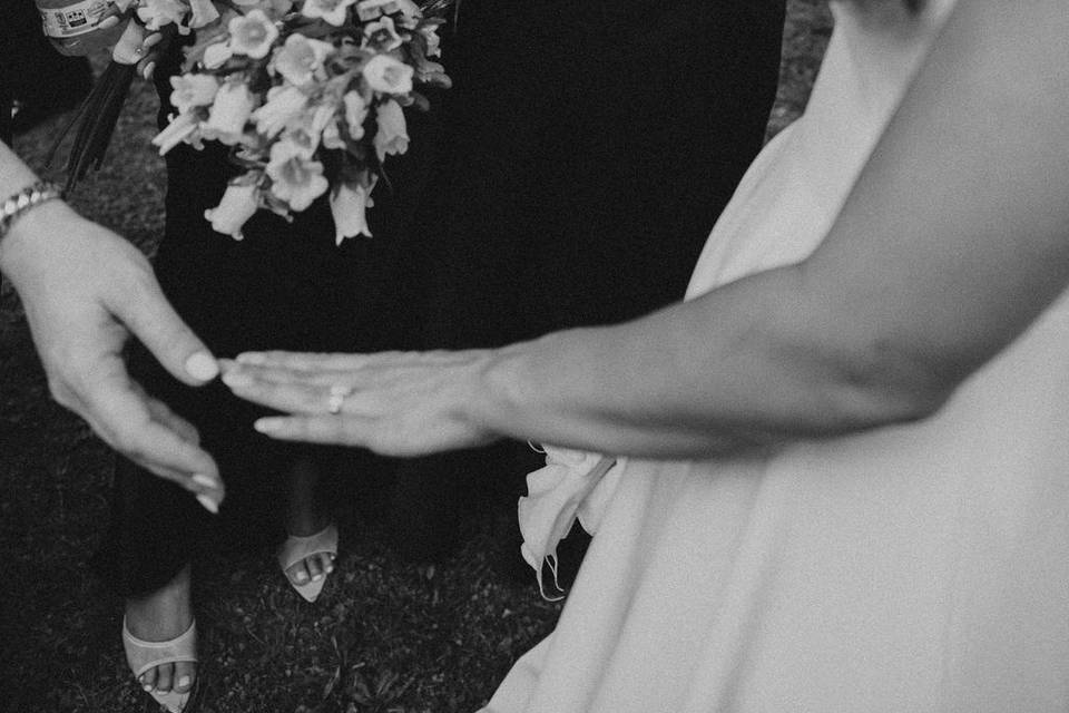 Modern Deconstructed Bouquets