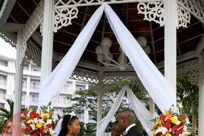Wedding ceremony decor - Riu Ocho Rios