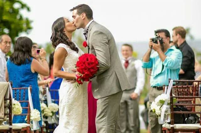 Dana & Chris Wedding Wild Orchid Villa - Red roses bridal bouquet