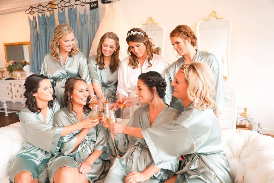 Toast with the bridal party in robes