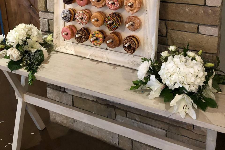 Dream donut wall