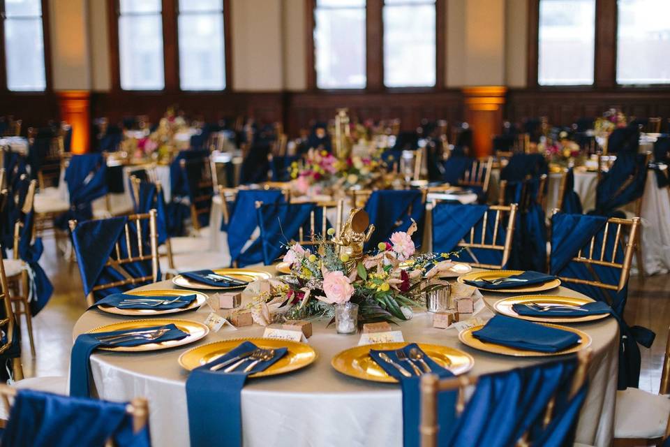 Blue and gold themed reception | Team Wedding