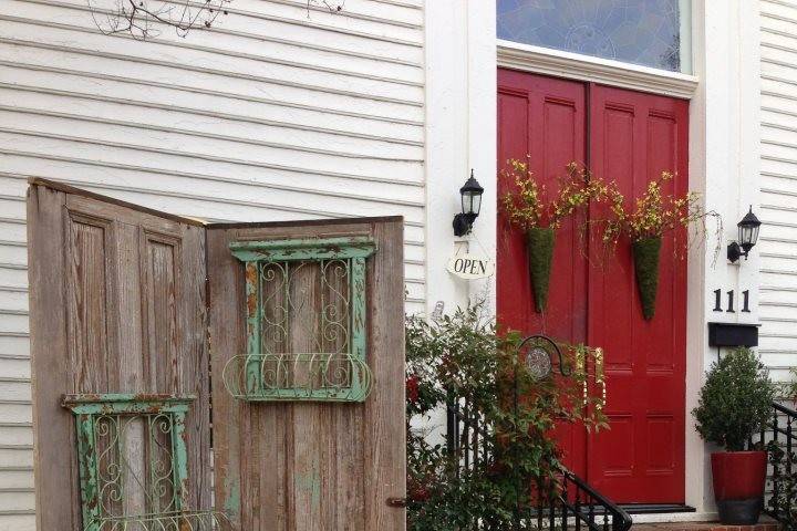 Antique furniture and details to create gorgeous vintage vignettes and photo opp back drops