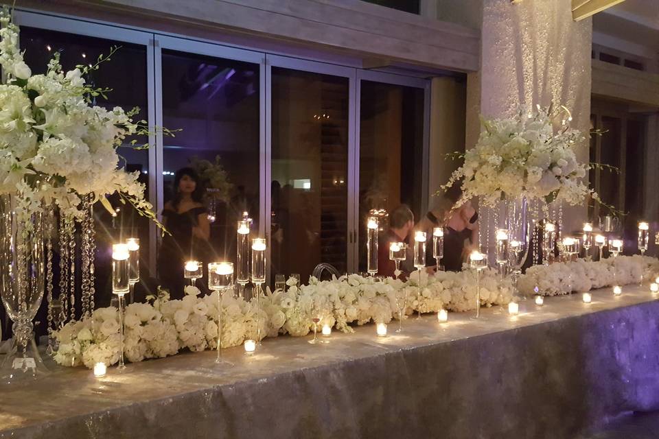 Gorgeous head table