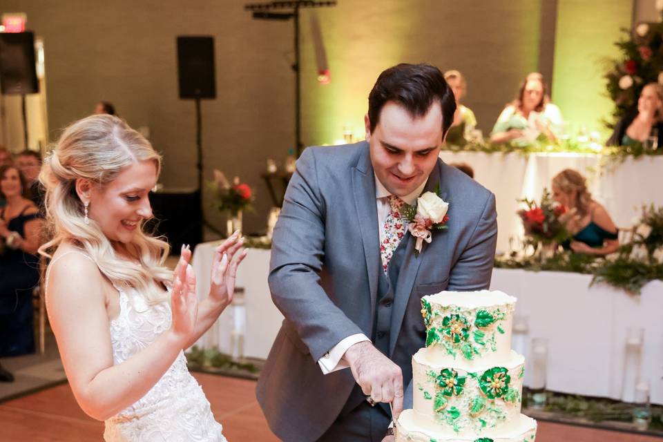 Luck of the Irish wedding cake