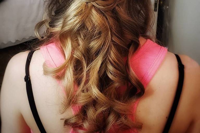 Cascading curls