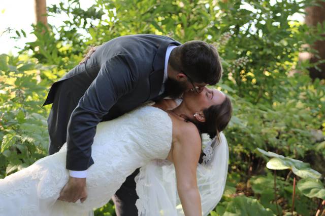 Pledging My Love: Weddings by Diana