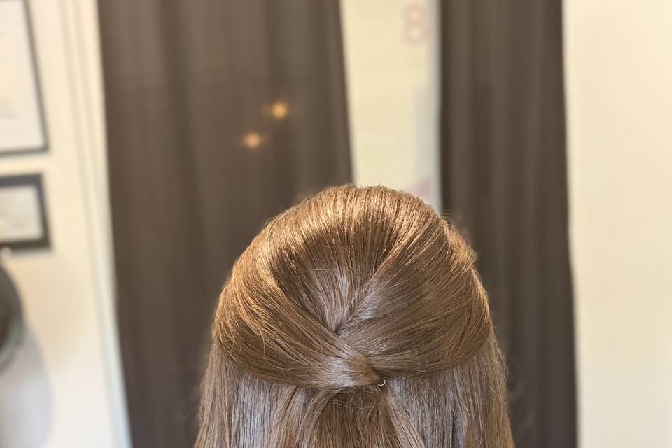 Classic half up style