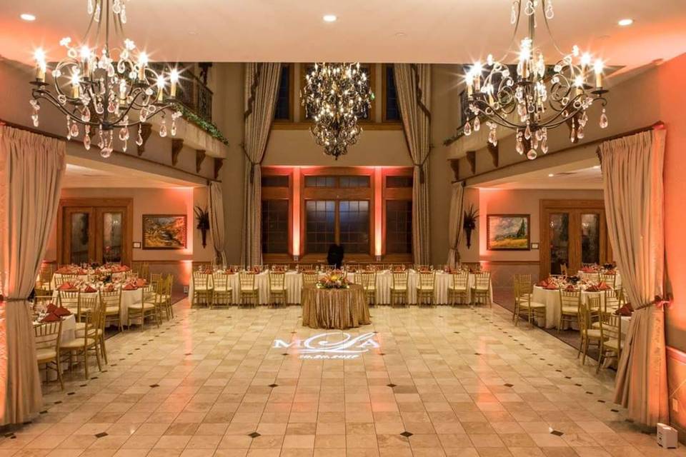 Uplighting & monogram Talamore