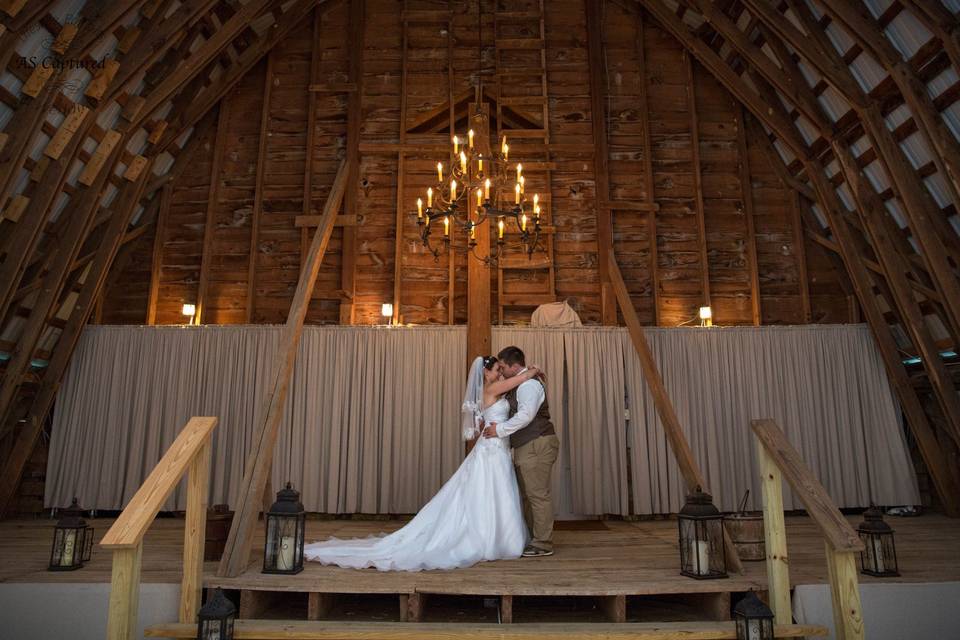 Bride & Groom in Barn