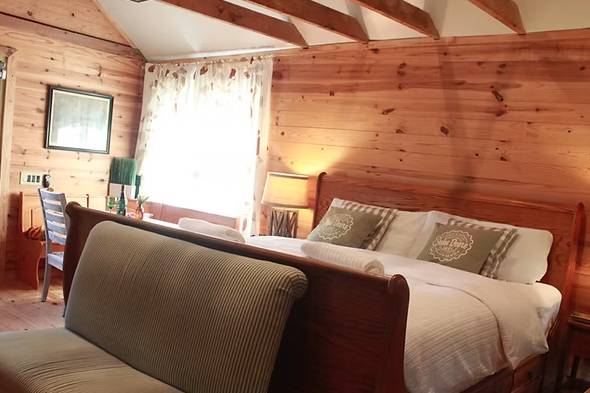 Auburn B&B at Shoofly Farm