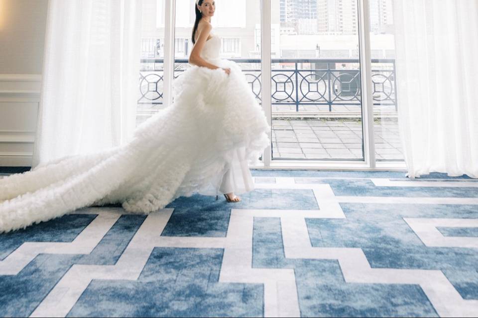 Floor-to-Ceiling Foyer Windows