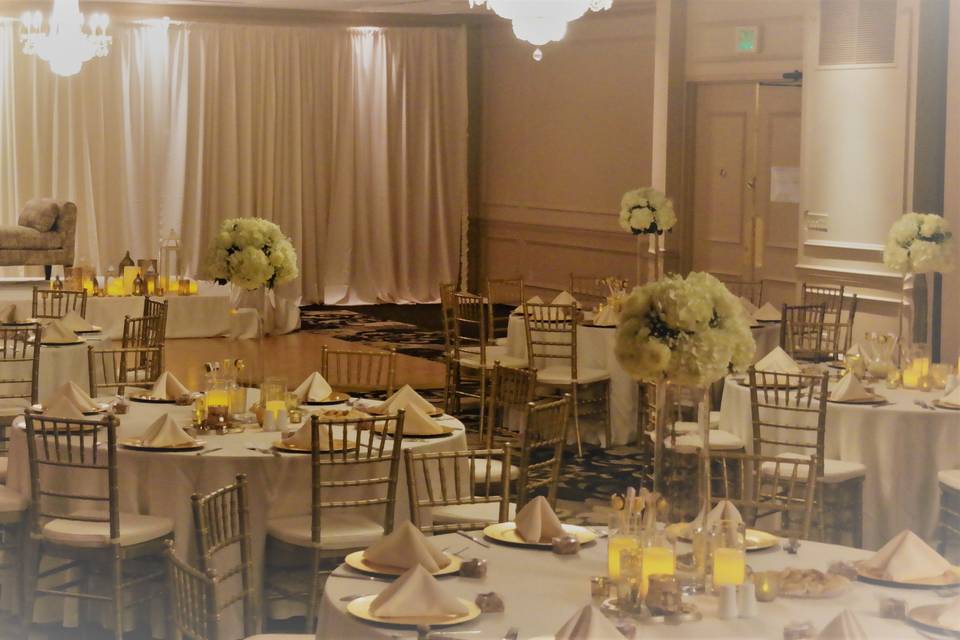 Middle Eastern reception with classic details.