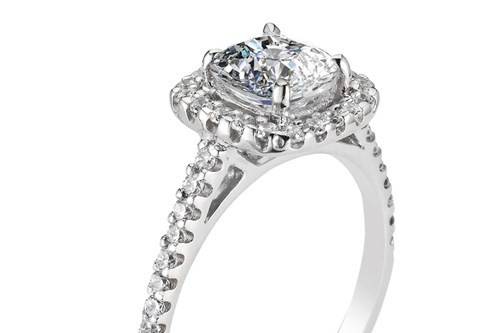 Shop Moissanite Engagement Rings in Omaha | Cullen Jewellery