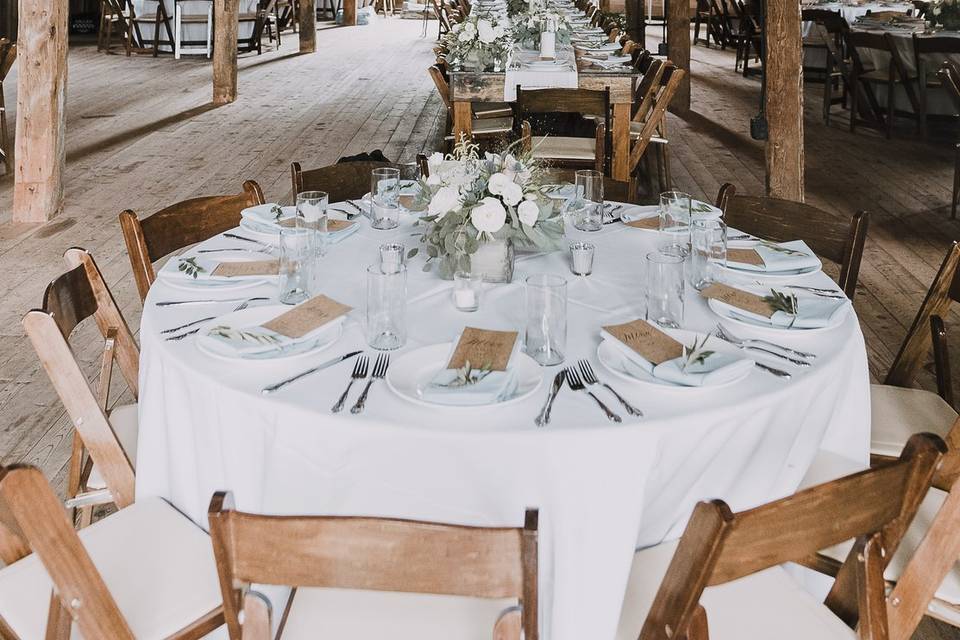 Table arrangement