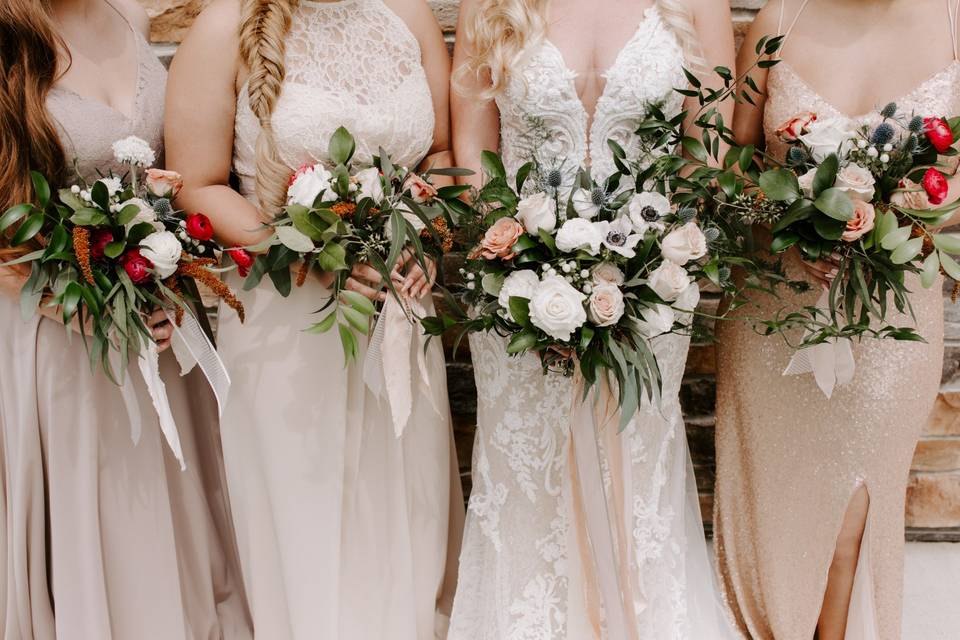 Blush bridesmaids bouquets