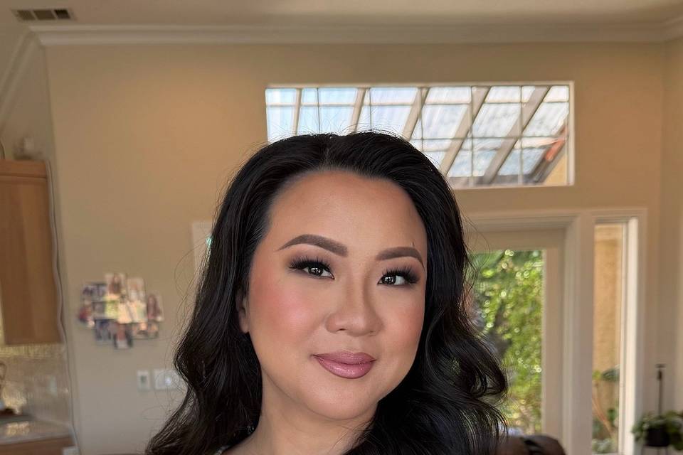 Makeup & soft waves