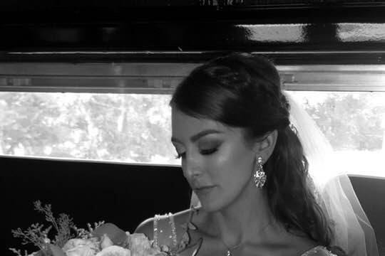 Glam bride