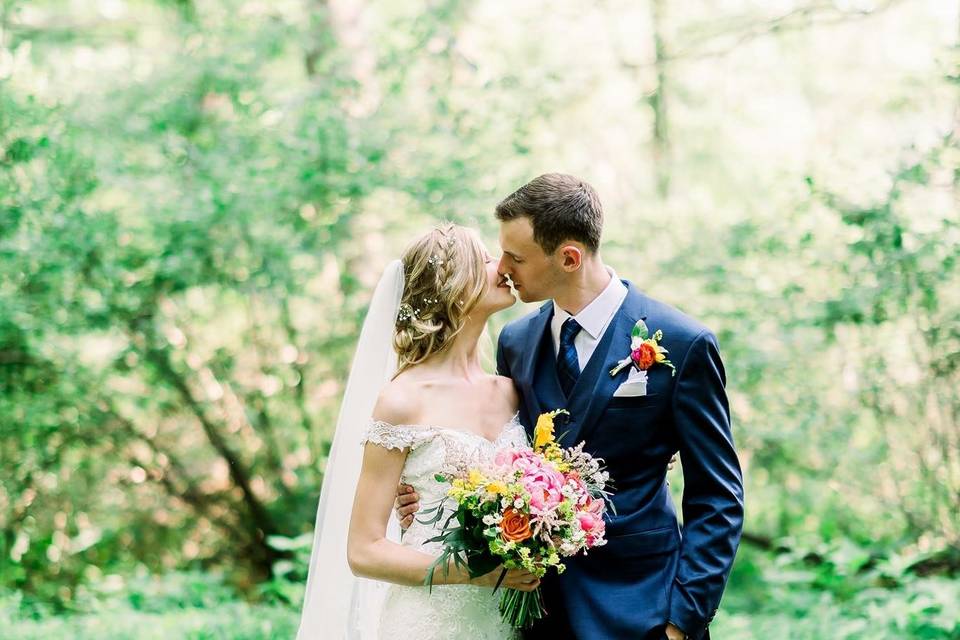 Garden wedding bride