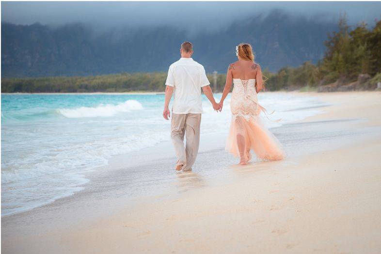 Bellows beach wedding hawaii
