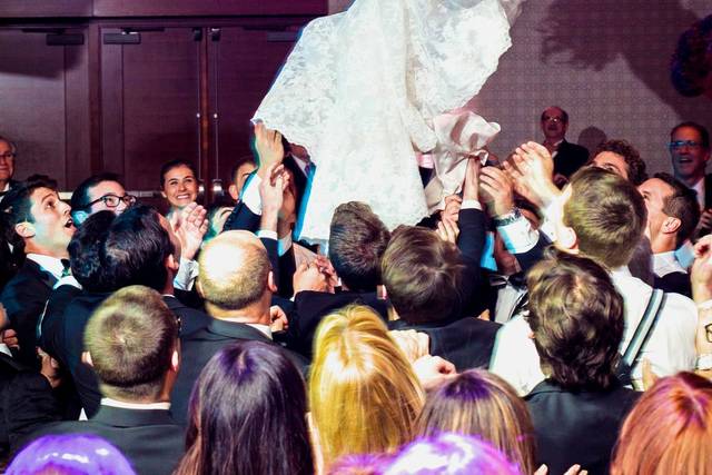 Tossing the bride