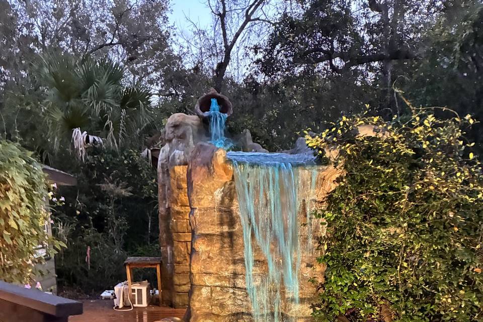 Wall waterfall
