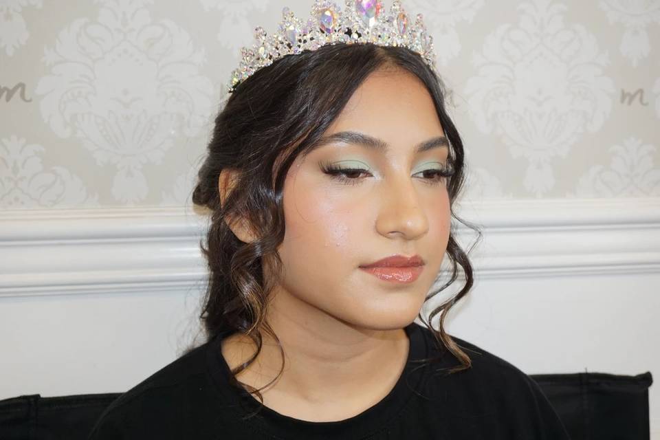 Looks by Lizzie