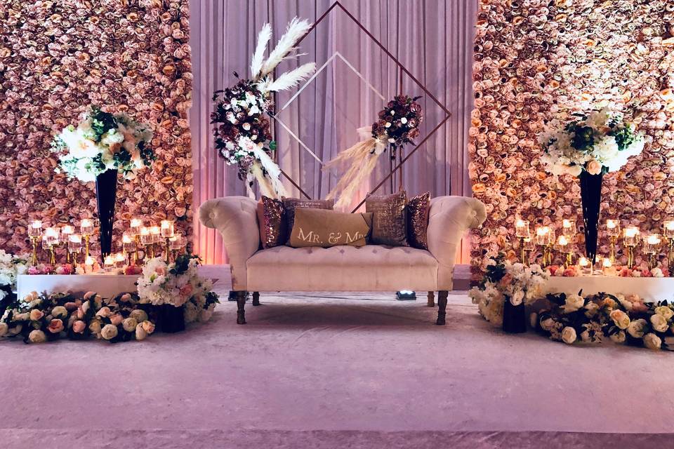 Geometric backdrop reception