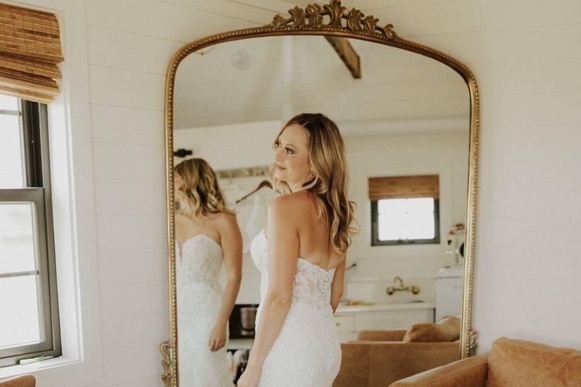 Dora Grace Bridal