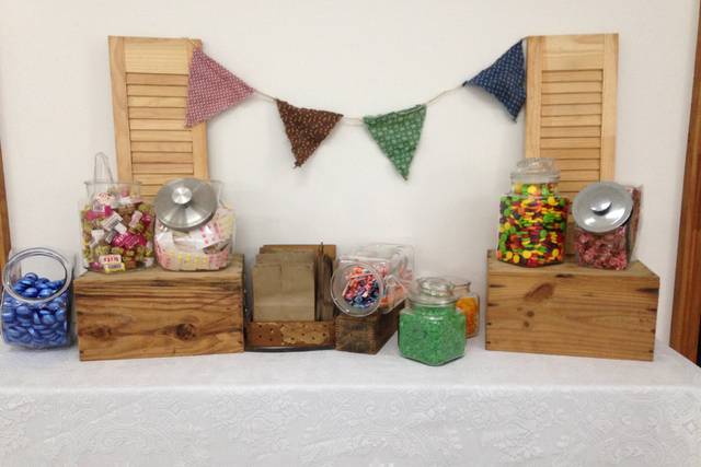 Old Fashioned Candy Buffet