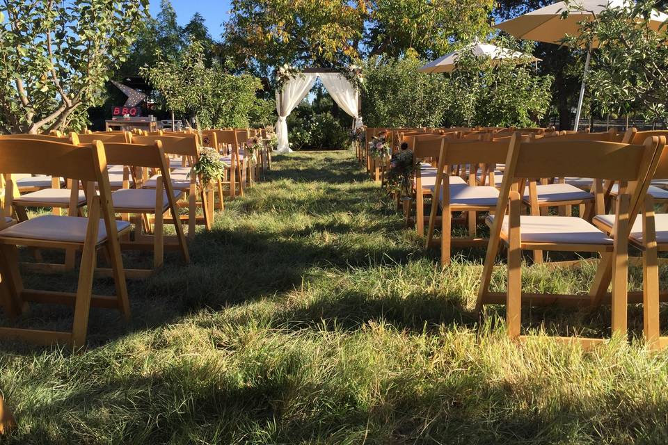 Apple meadow ceremony