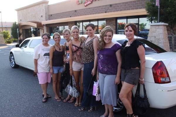 Bridal Party Group Photo Limo
