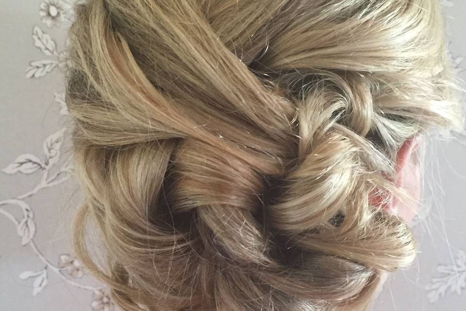 Romantic wedding updo