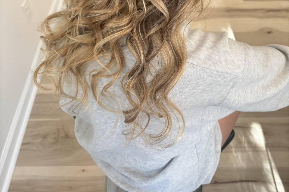 Hair decor plus curls