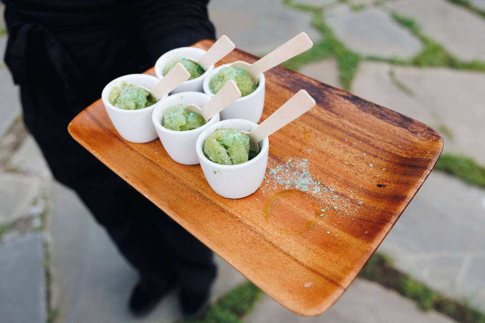 Mint granita w| pop rocks