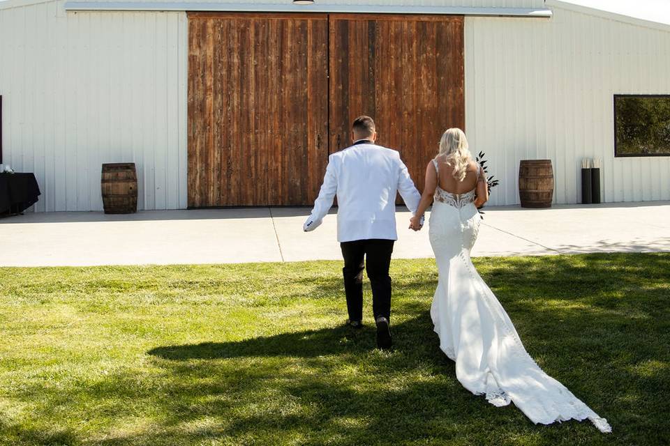 Weddings by Clara