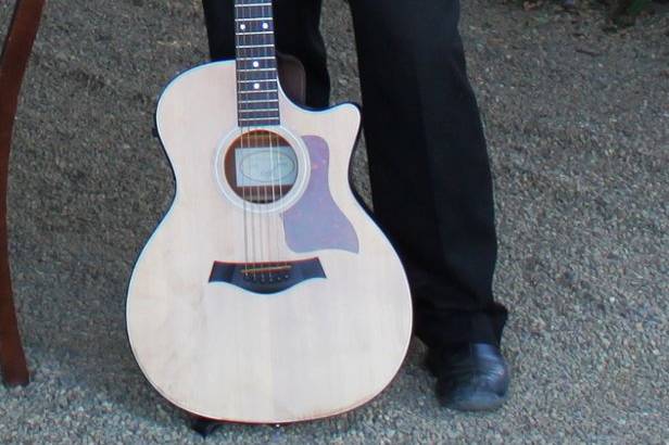 Glenn Carter Solo guitar