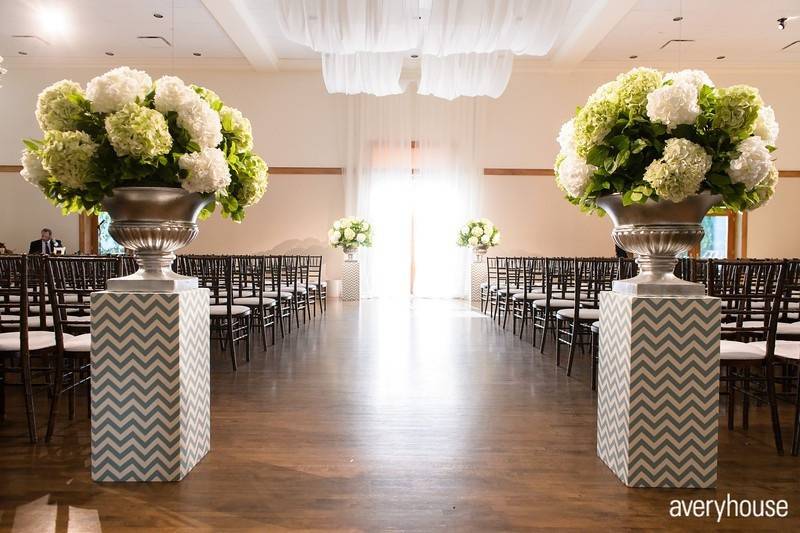 Indoor ceremony decor (pre 2015 renovation)Photo Credit: Avery Househttp://galleries.averyhouse.net