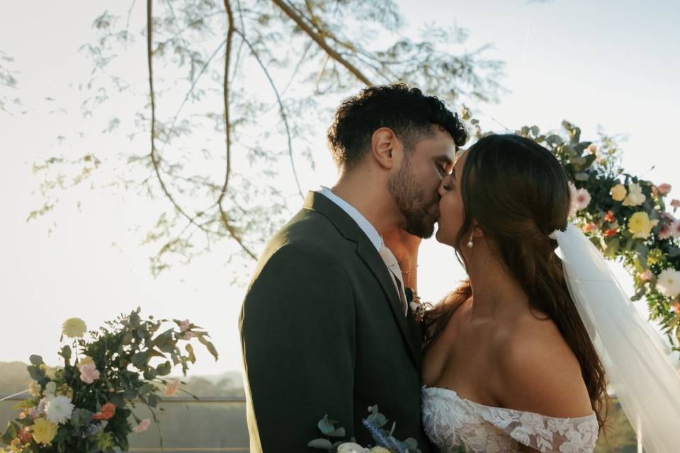 Beautiful Costa Rica Wedding