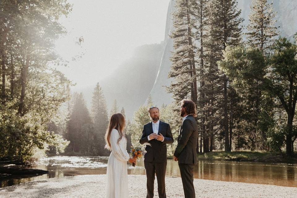 Yosemite Wedding - DaturaPhoto