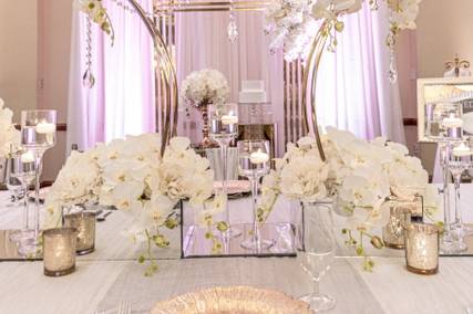 Arch Centerpiece