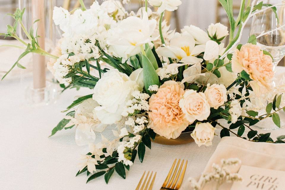 Light and airy centerpiece