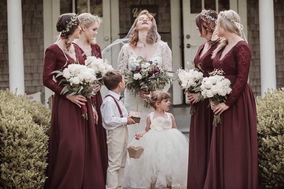 Bridal attendants