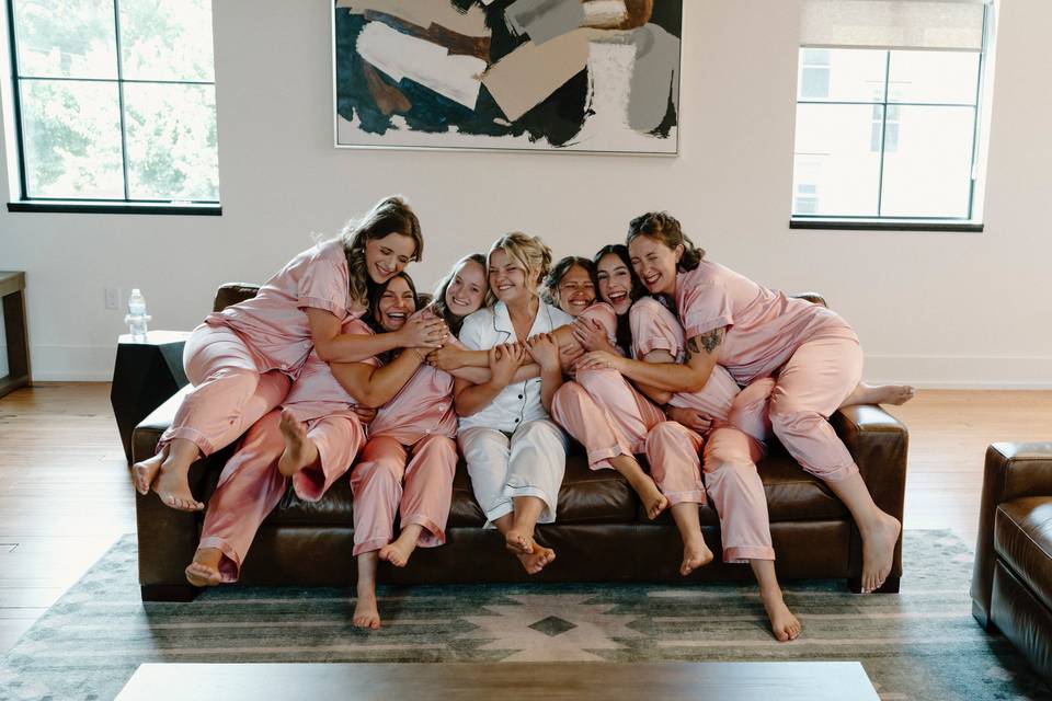 Bridal Party Getting Ready