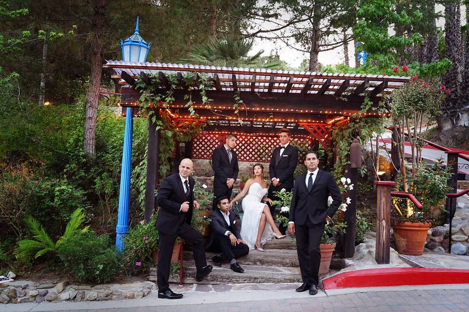 Bride with groomsmen