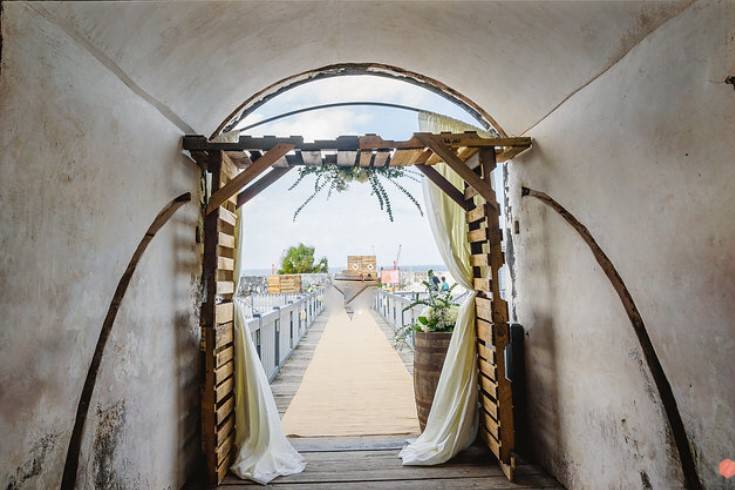 Wedding arch