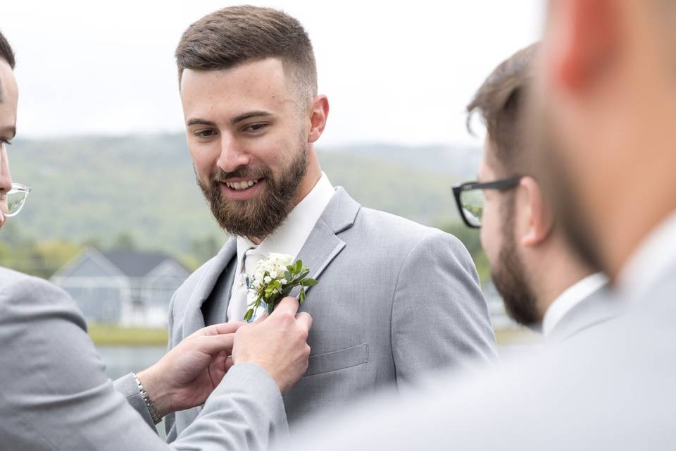 Owls Nest | Groom