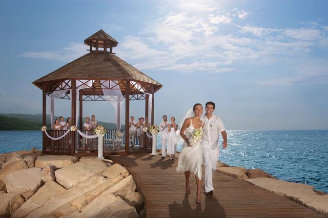 Gazabo Wedding