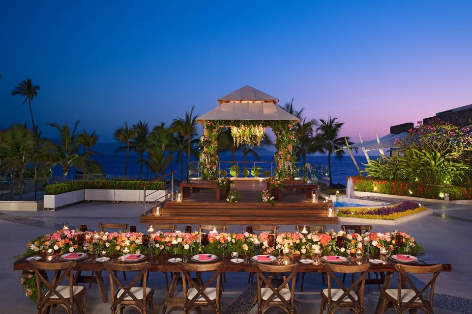 Luxury Reception