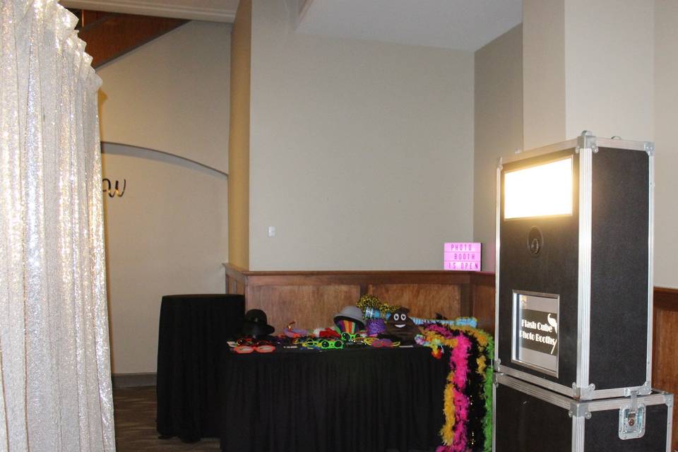 Open Photo Booth with Props